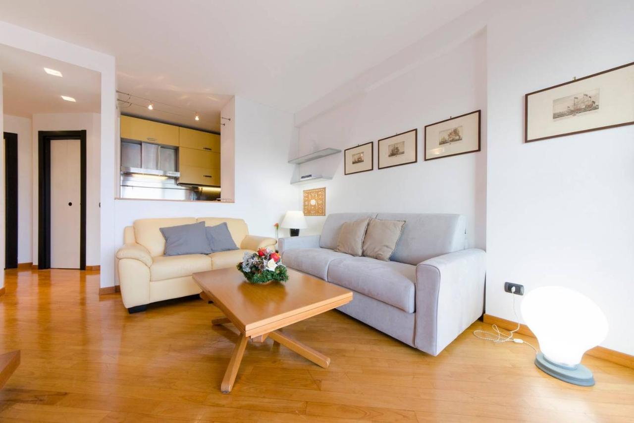 Apartament Joivy Exclusive Seaview Flat For 4, In Central Genua Zewnętrze zdjęcie